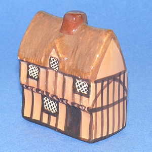 Image of Mudlen End Studio model No 4 Cottage in Red